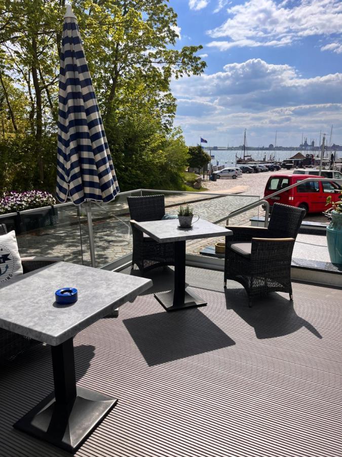 Hotel Sundblick Altefähr Екстериор снимка